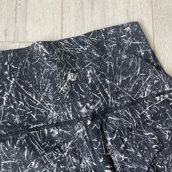 LULULEMON LEGGINGS - Picture 4 of 6